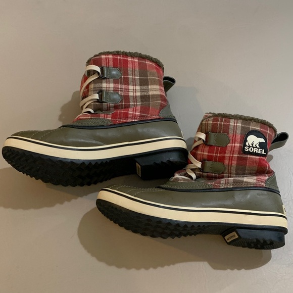 Sorel Red and Gray Plaid Winter Boots - Picture 1 of 9